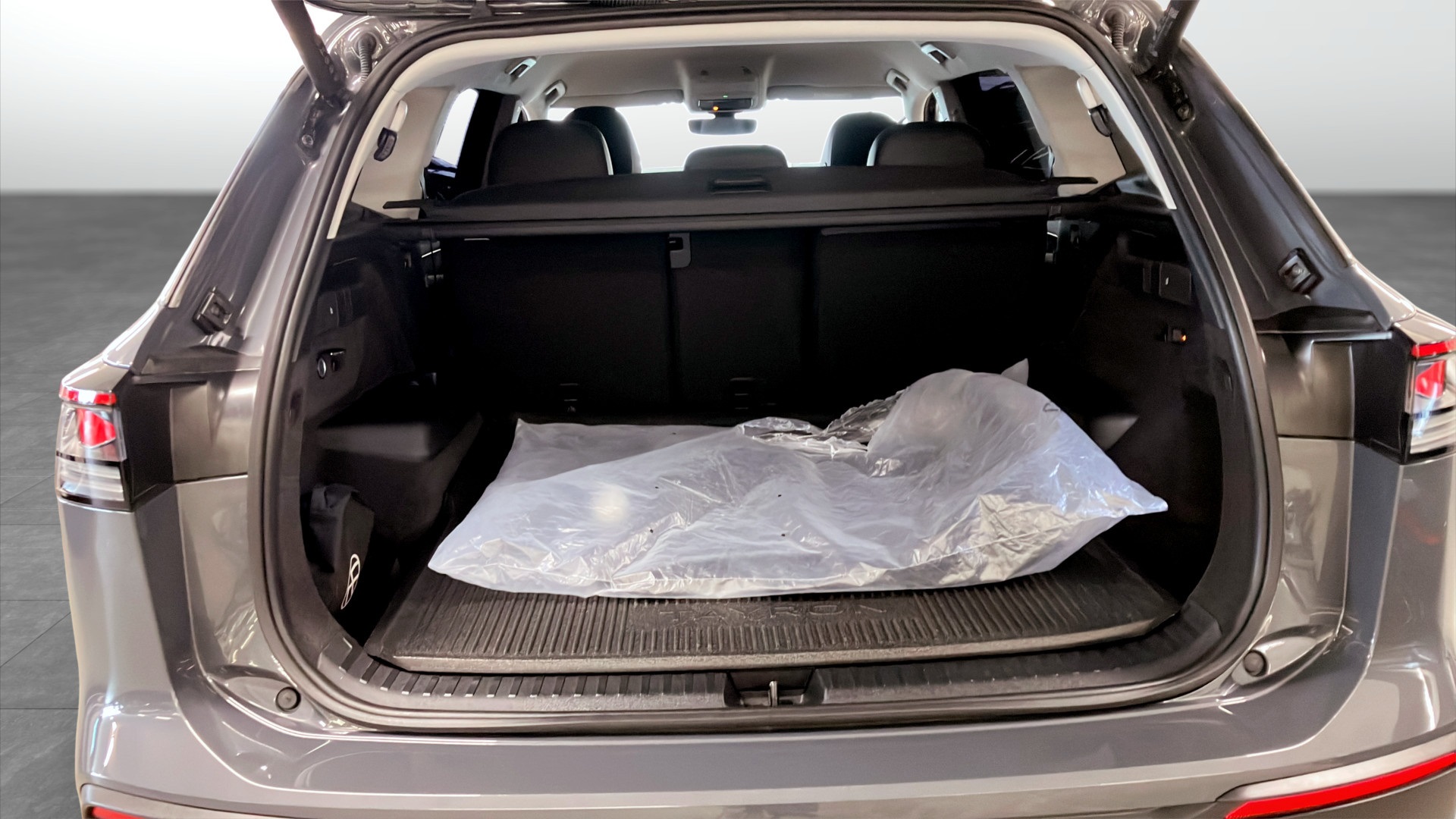 Volkswagen Tayron YJB16T