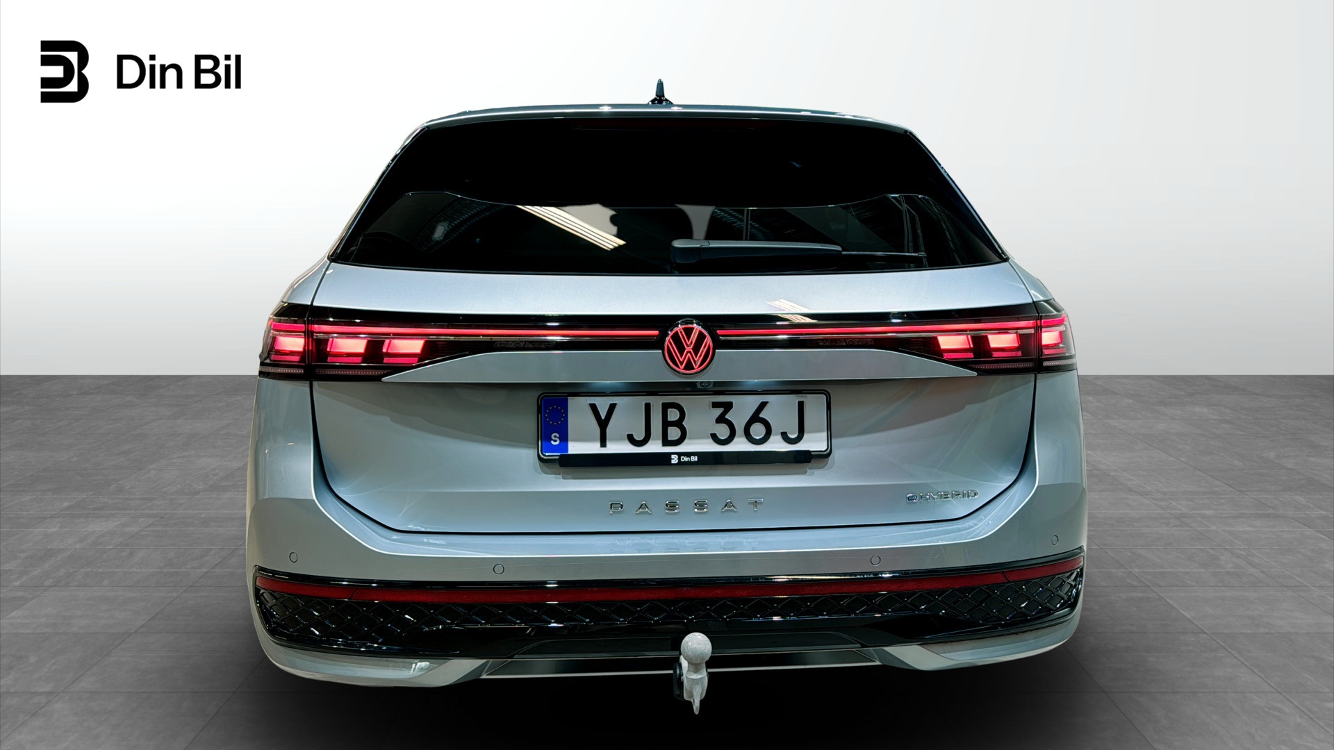 Volkswagen Passat YJB36J