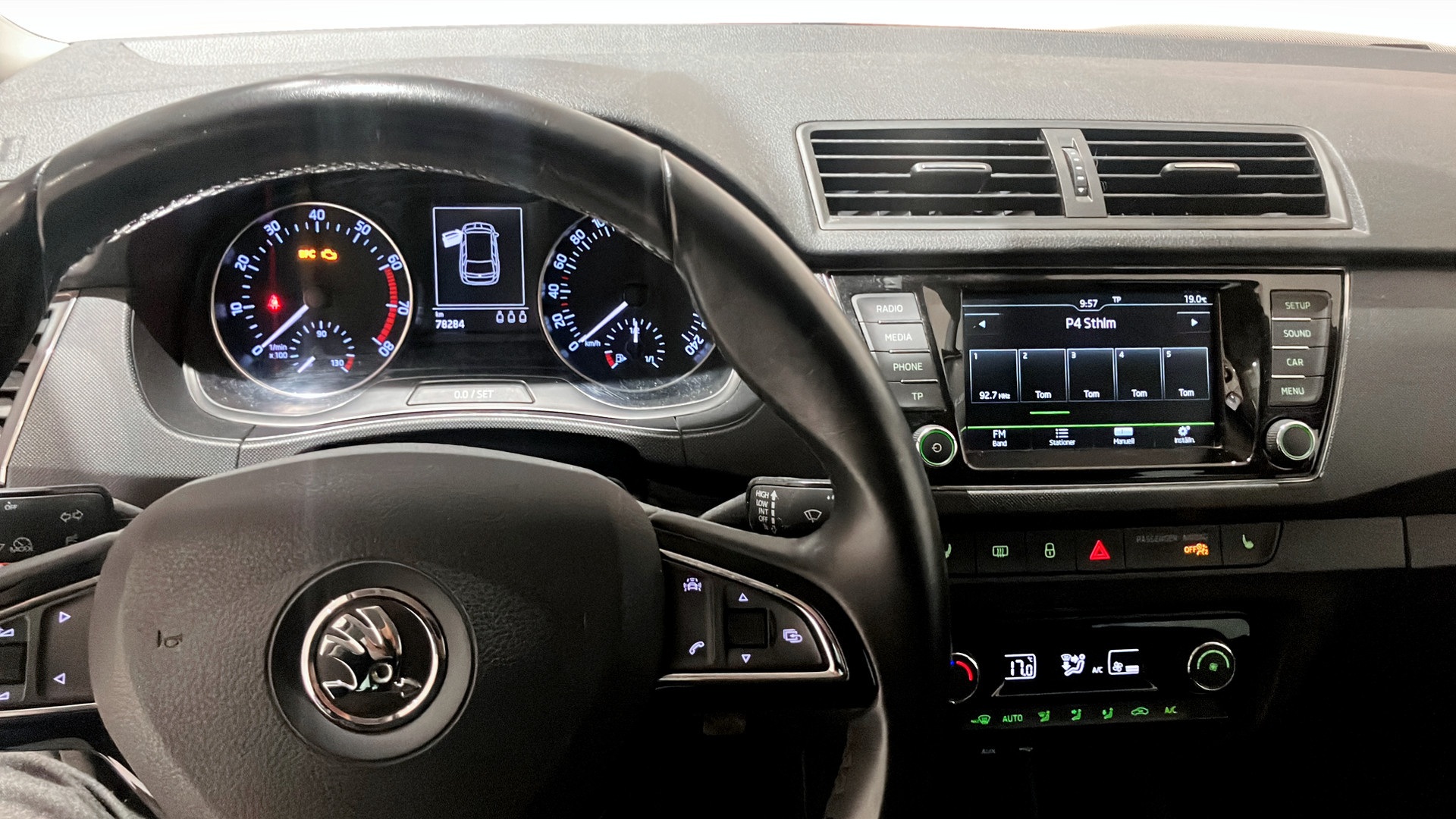 Skoda Fabia Combi YJC704