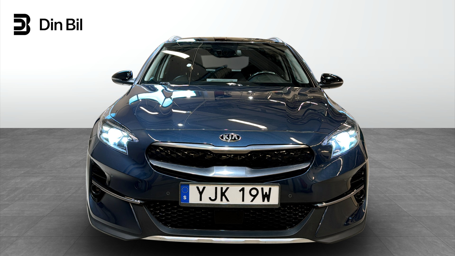 Kia cee'd YJK19W