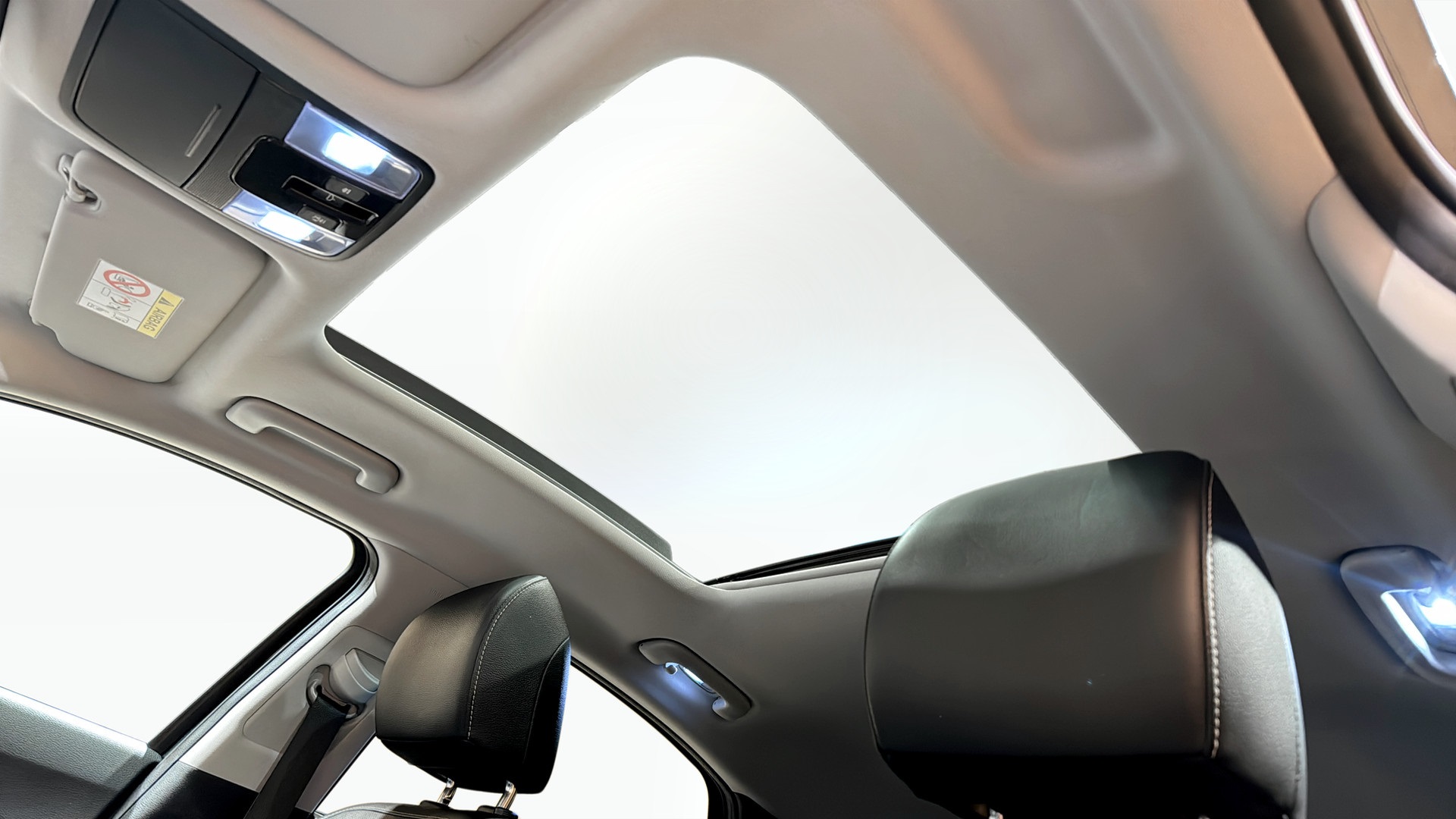 Kia cee'd YJK19W