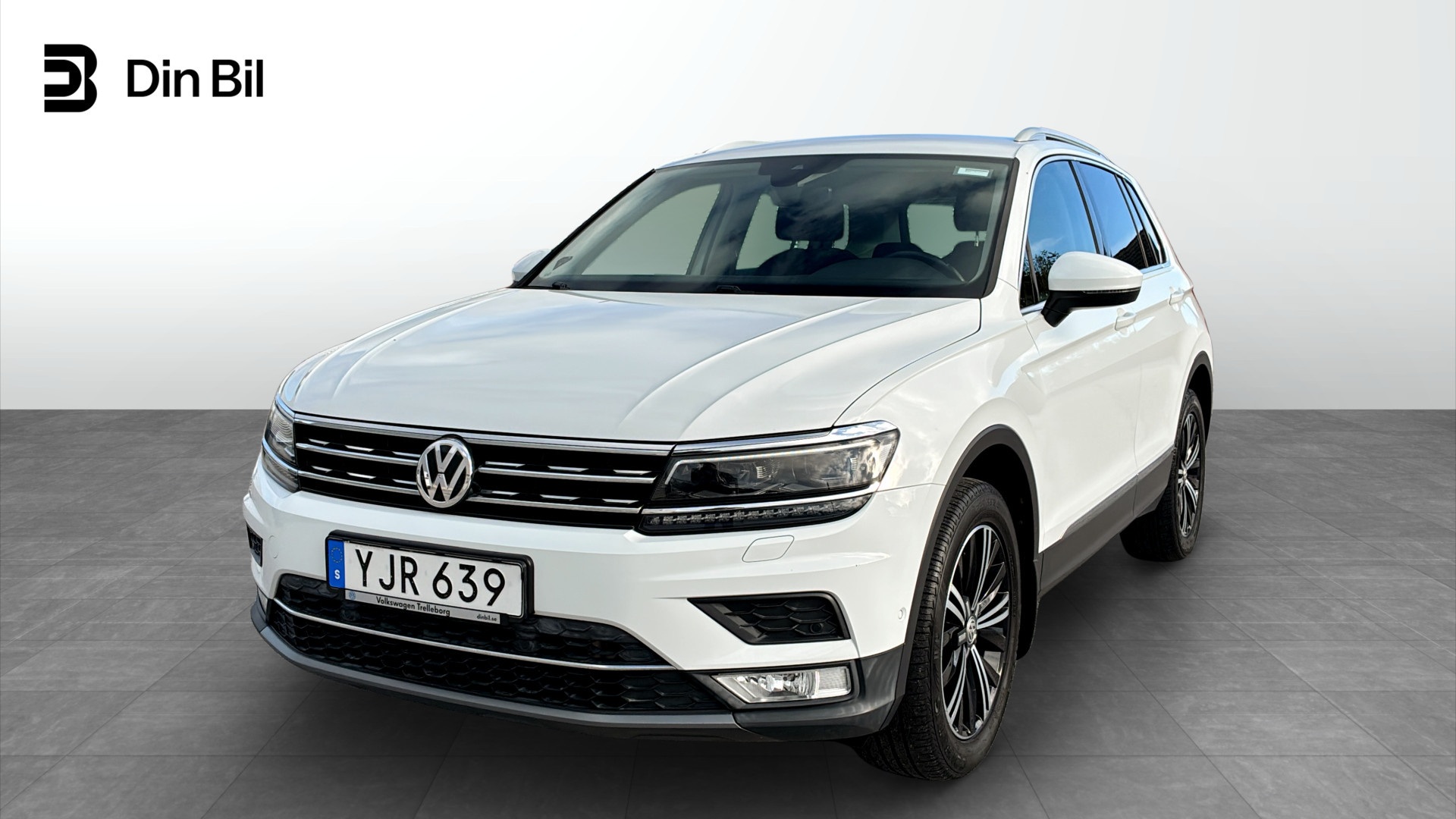 Volkswagen Tiguan YJR639