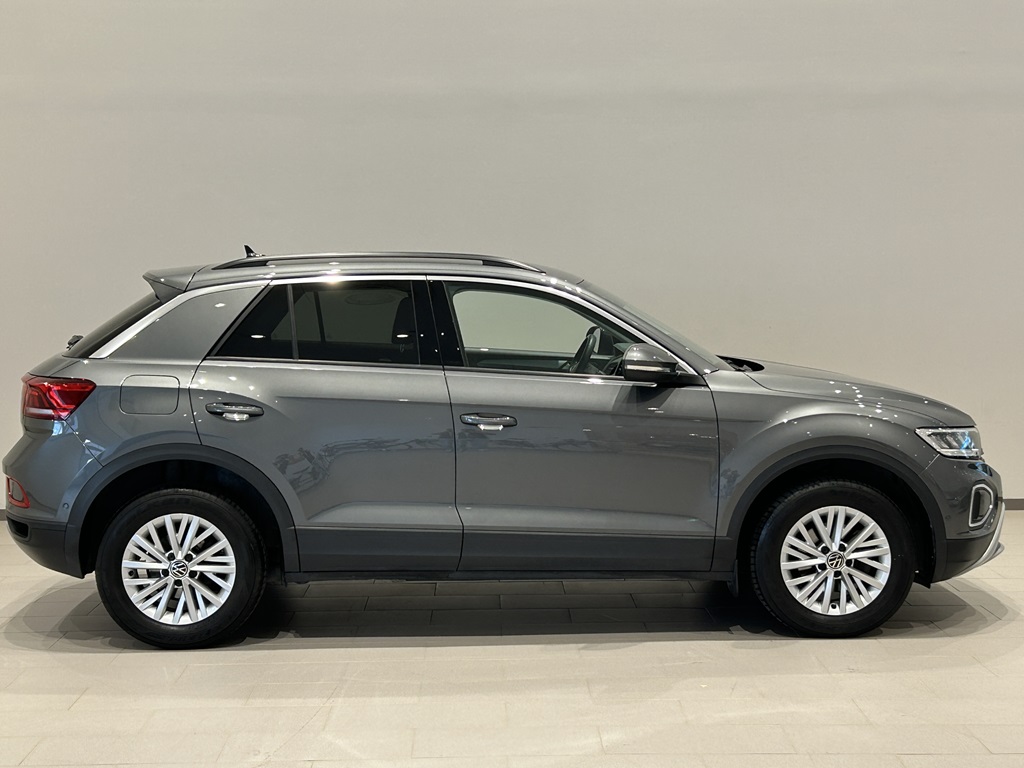 Volkswagen T-Roc YJT42M