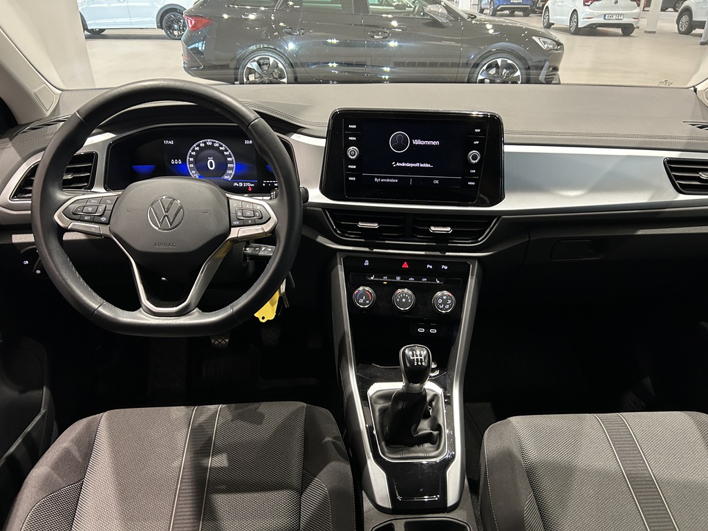 Volkswagen T-Roc YJT42M