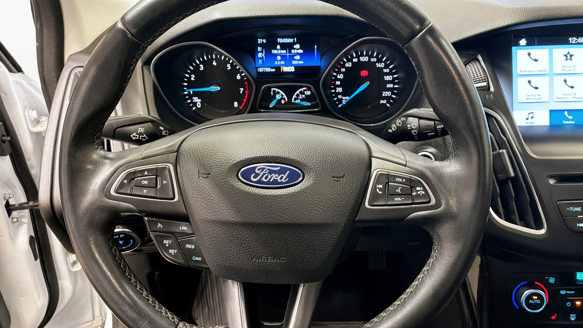 Ford Focus YKH249