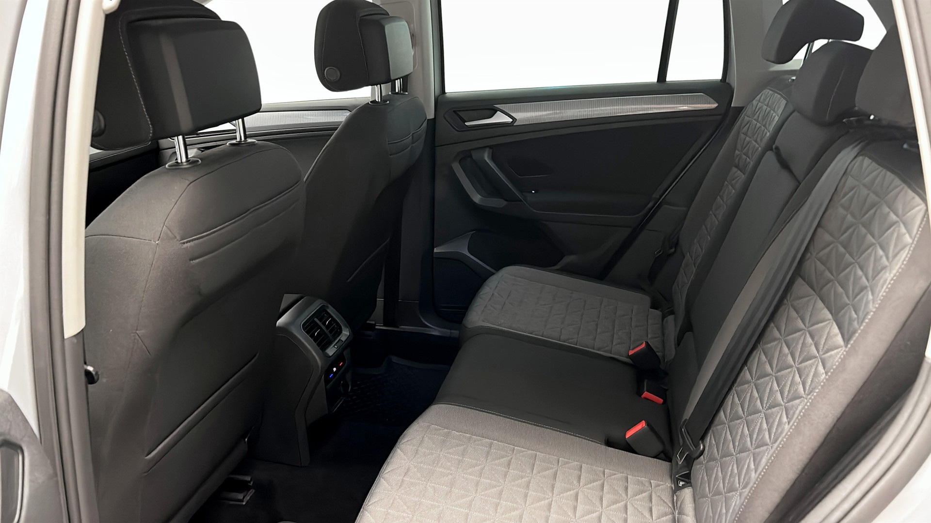 Volkswagen Tiguan YKL71F