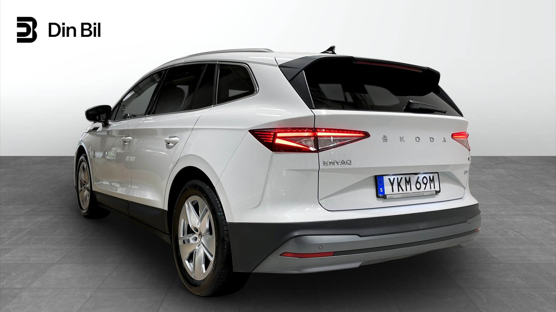 Skoda Enyaq YKM69M