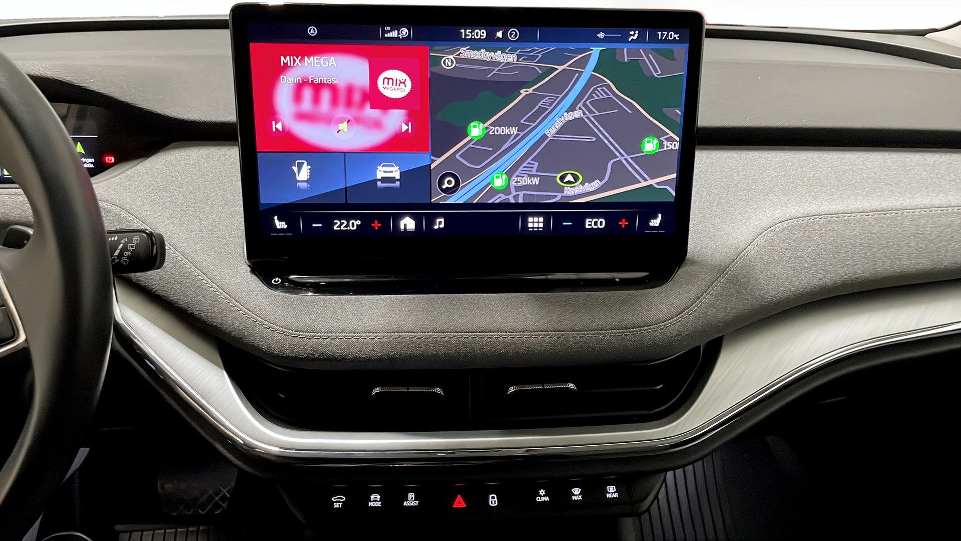 Skoda Enyaq YKM69M