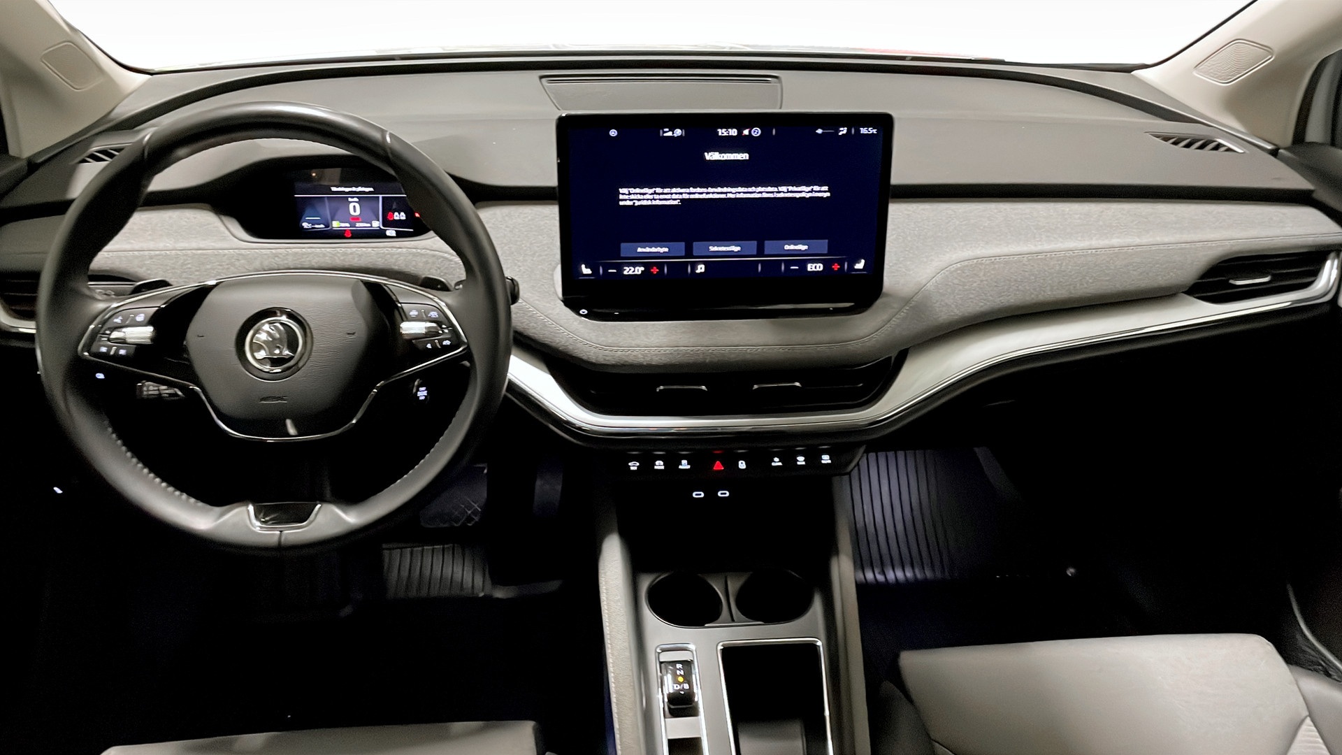 Skoda Enyaq YKM69M