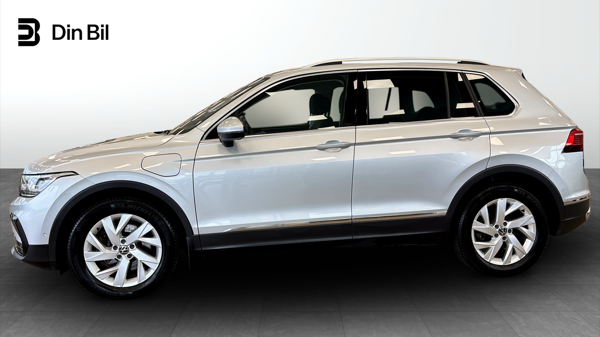 Volkswagen Tiguan YKN71J