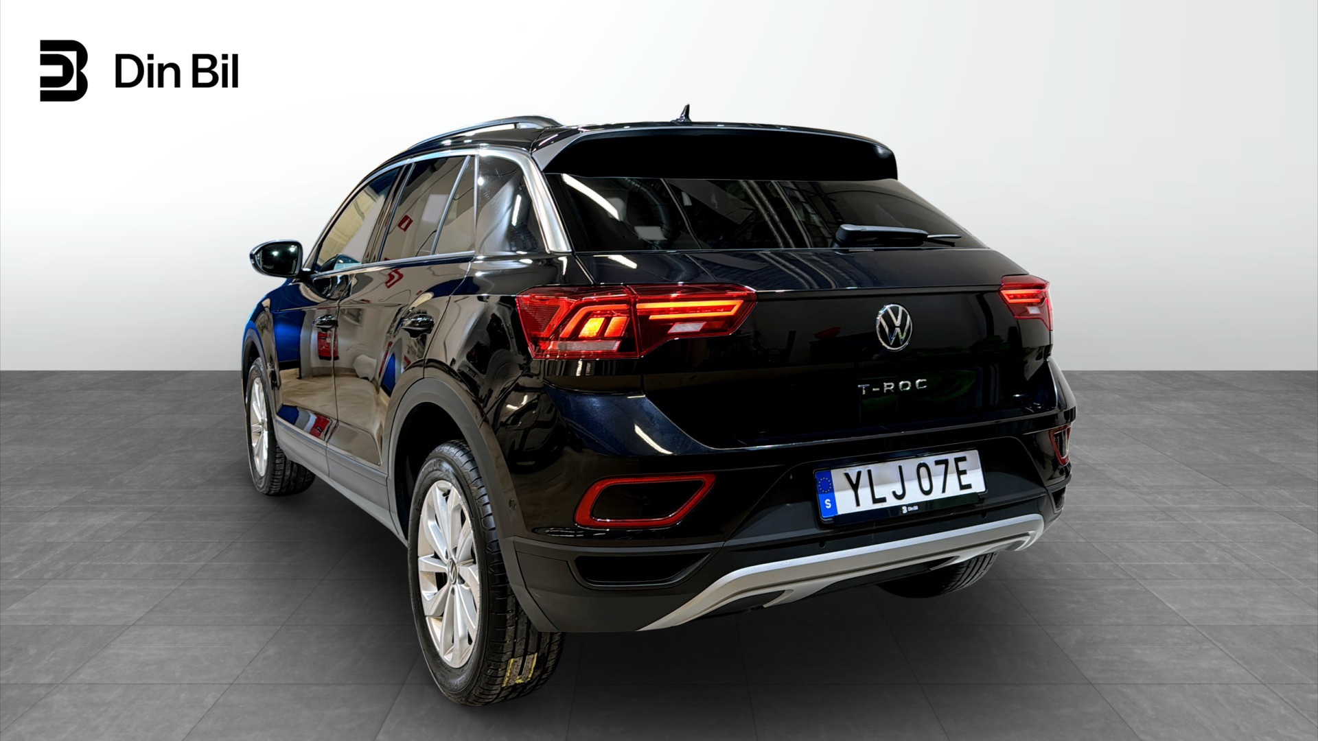 Volkswagen T-Roc YLJ07E