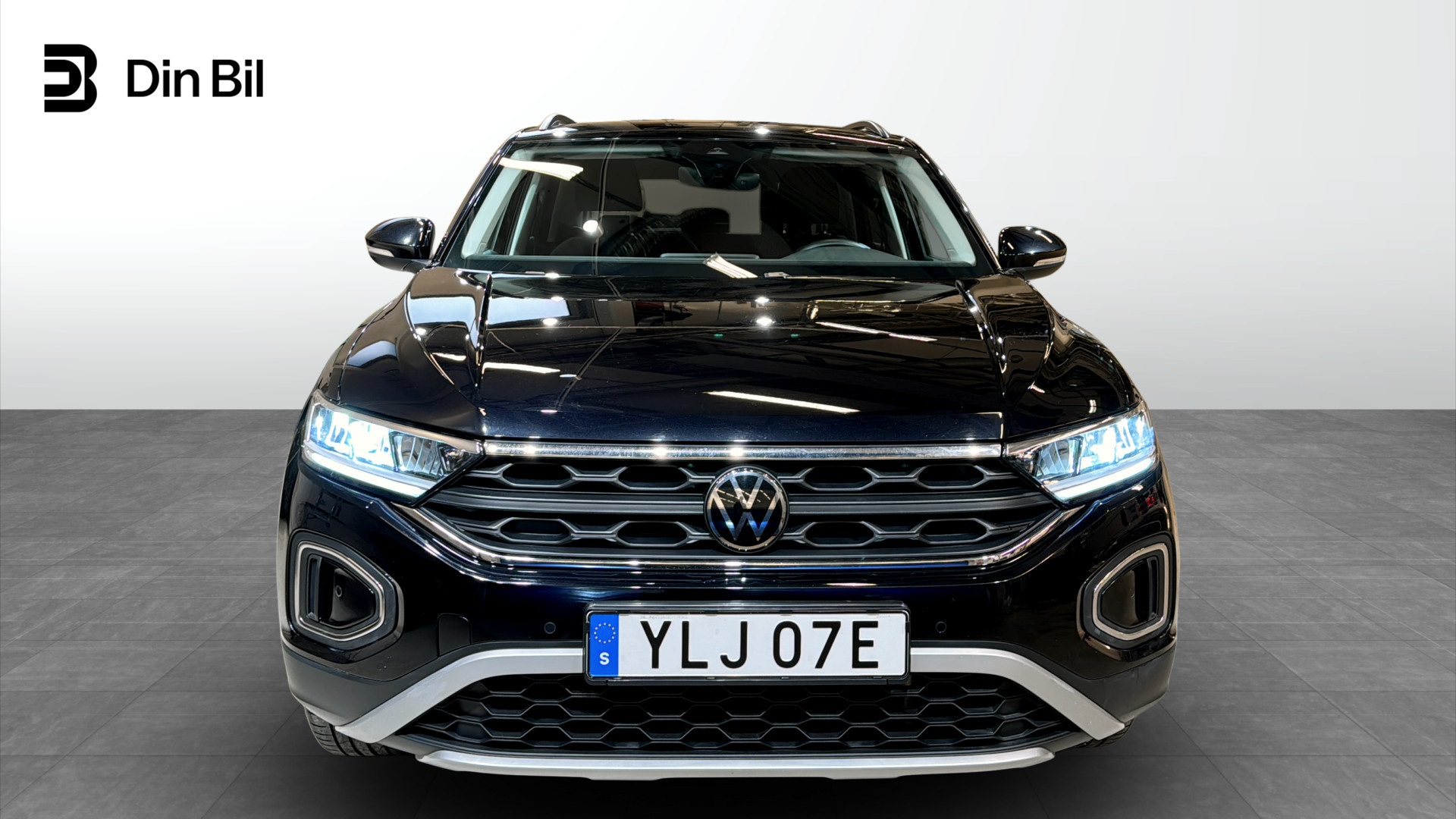 Volkswagen T-Roc YLJ07E