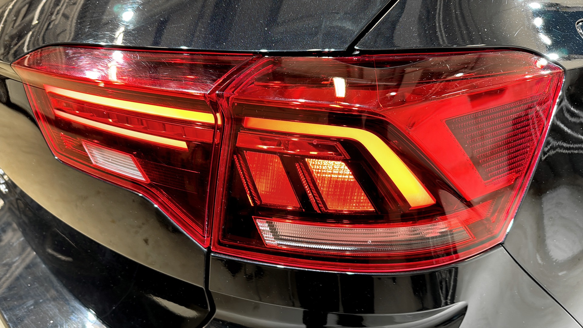 Volkswagen T-Roc YLJ07E