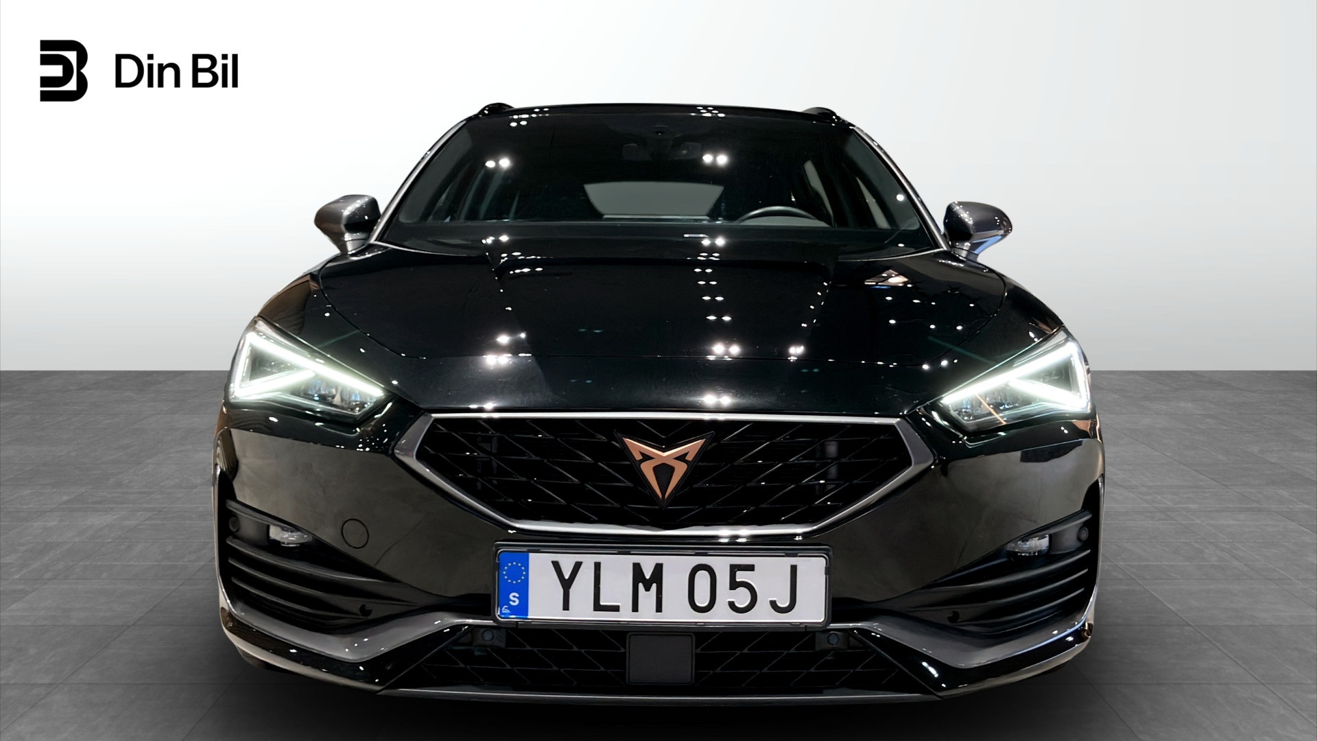 CUPRA Leon Sportstourer YLM05J