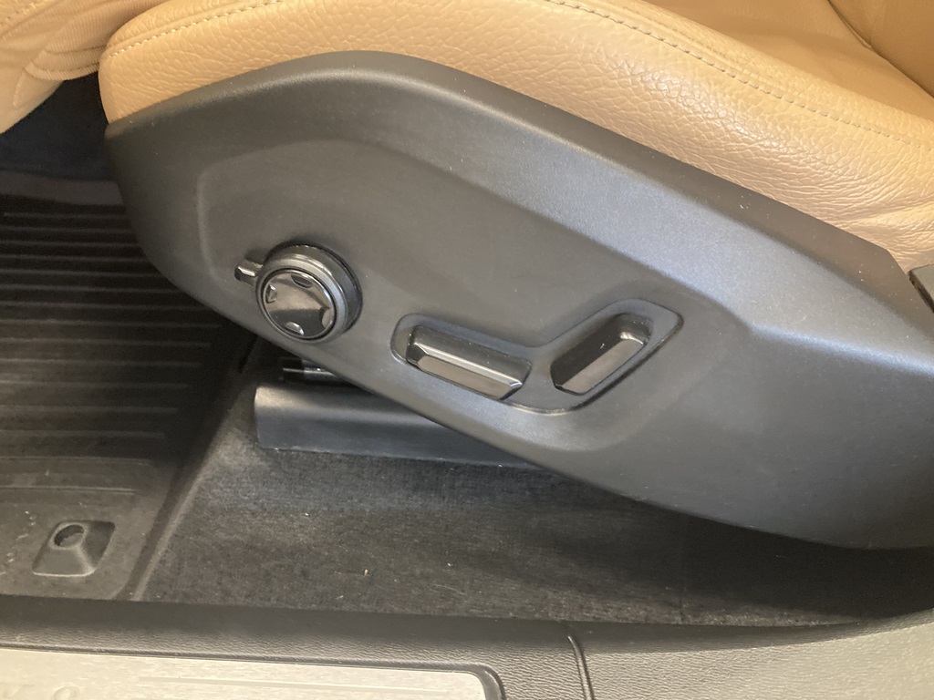 Volvo XC60 YLN154