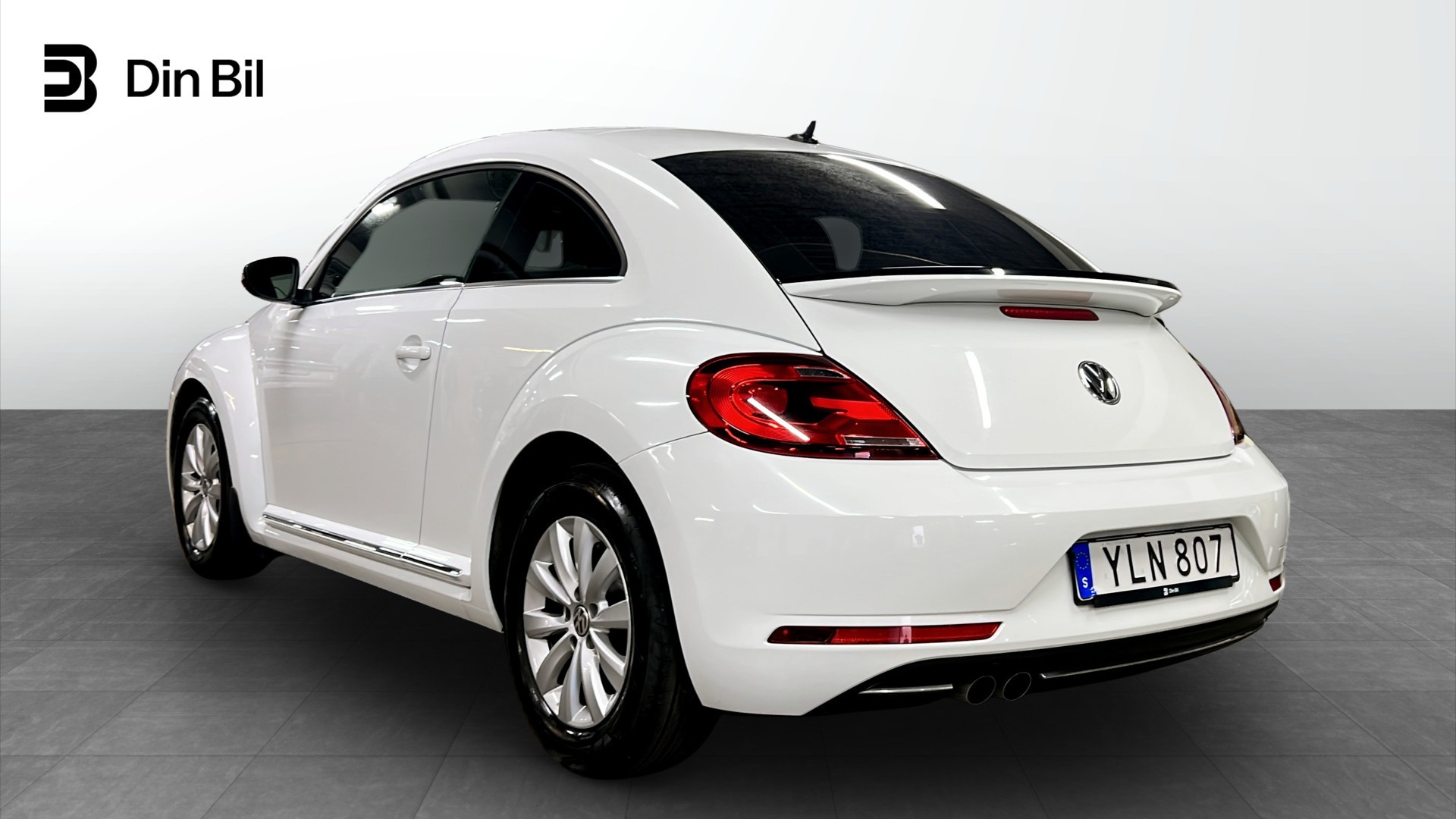 Volkswagen Beetle YLN807