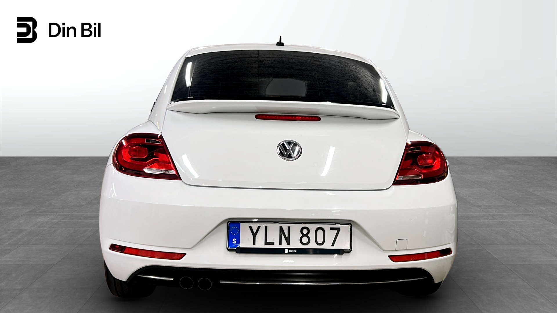Volkswagen Beetle YLN807