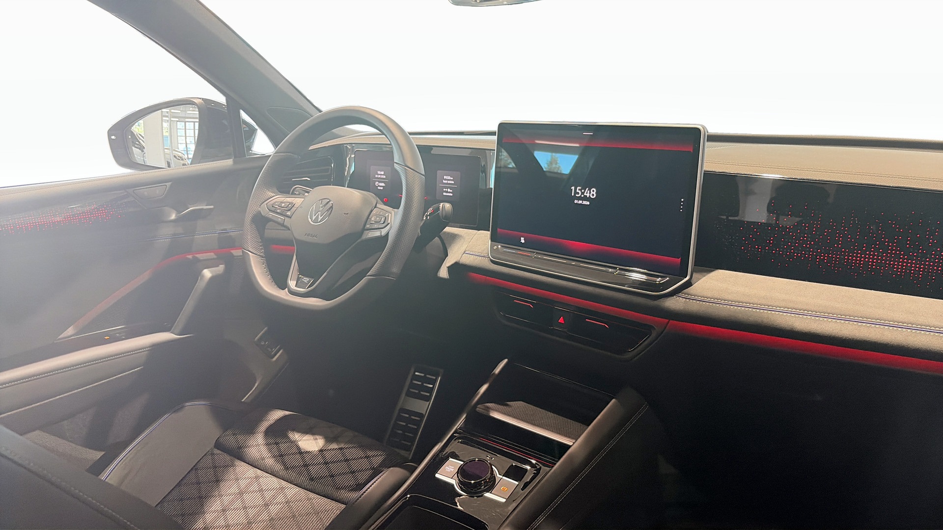 Volkswagen Tiguan YMH43Z