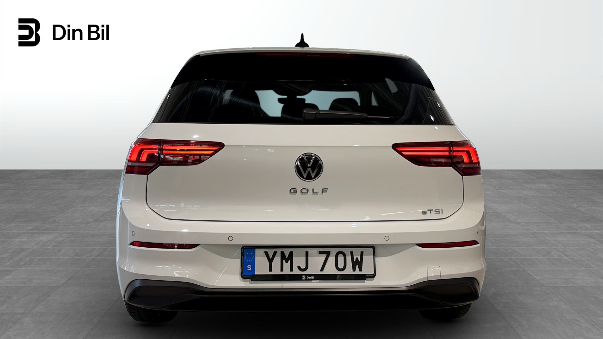 Volkswagen Golf YMJ70W