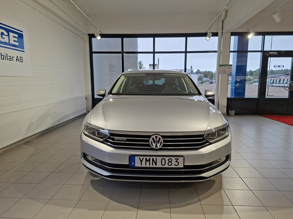 Volkswagen Passat YMN083