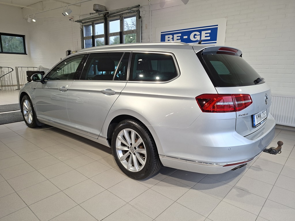 Volkswagen Passat YMN083