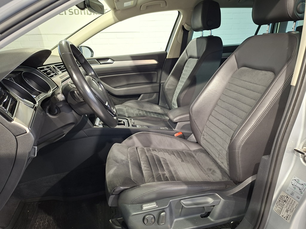 Volkswagen Passat YMN083