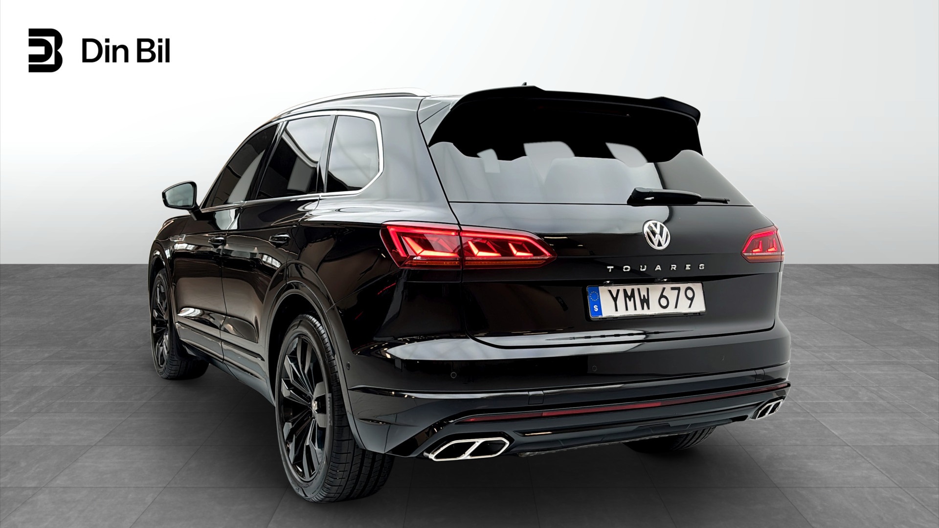 Volkswagen Touareg YMW679