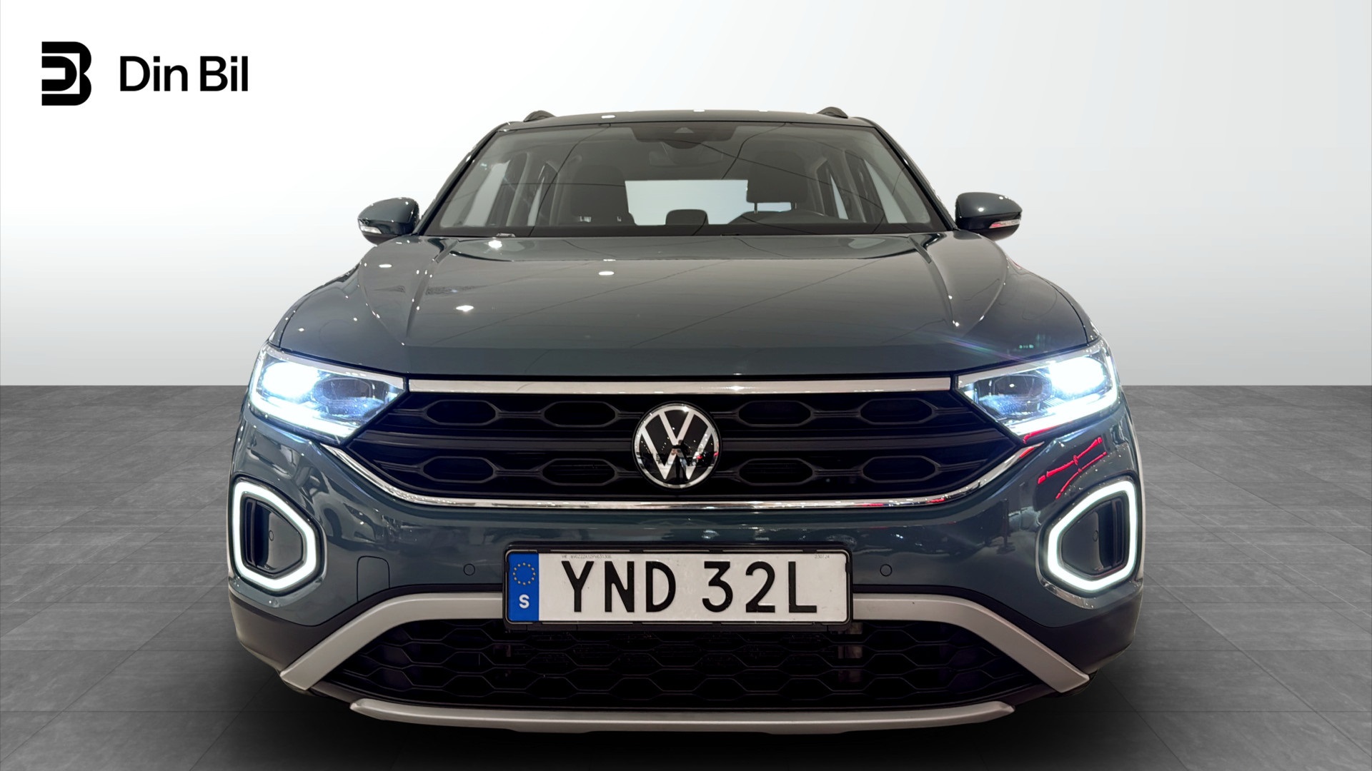Volkswagen T-Roc YND32L