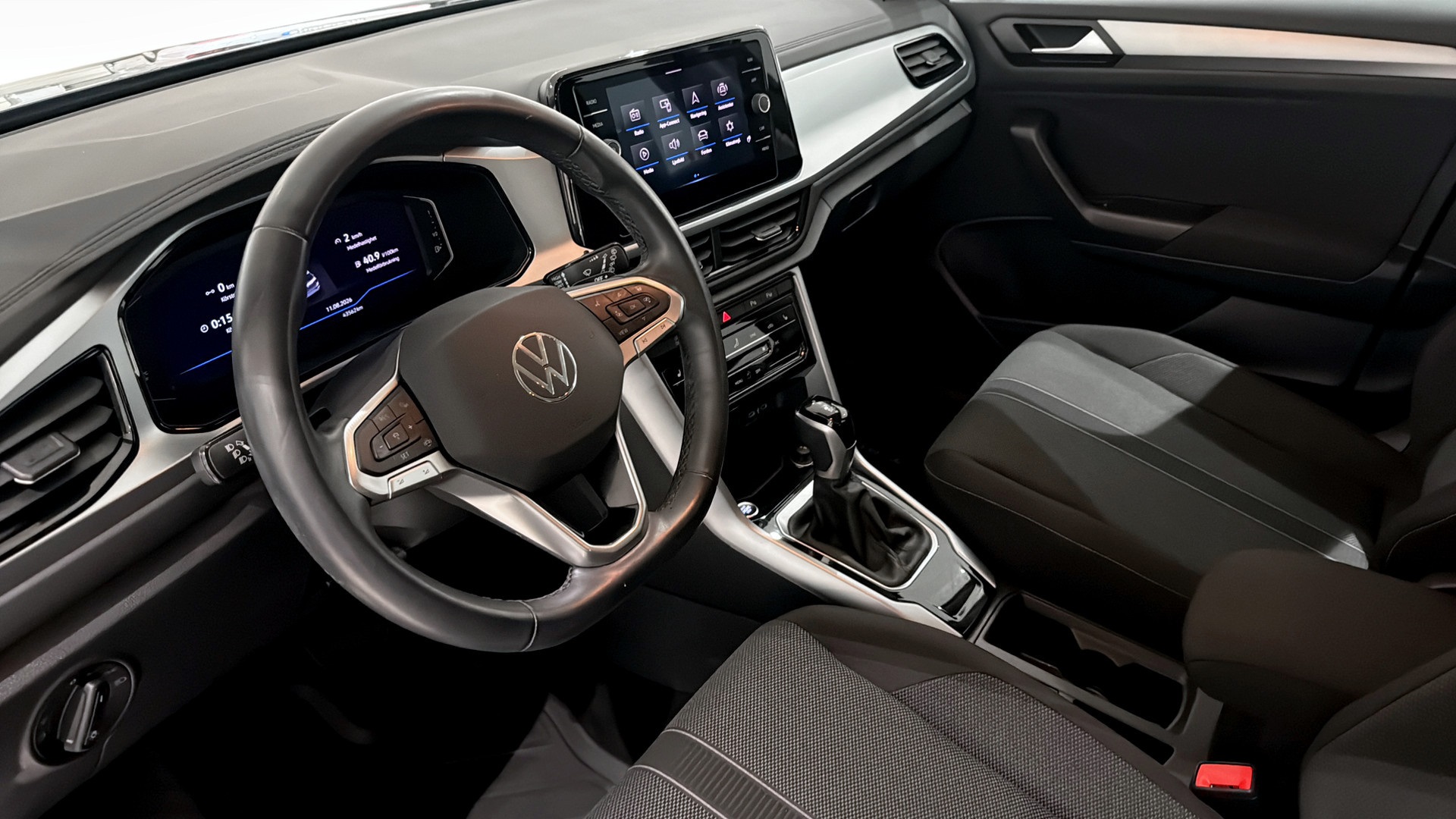 Volkswagen T-Roc YND32L
