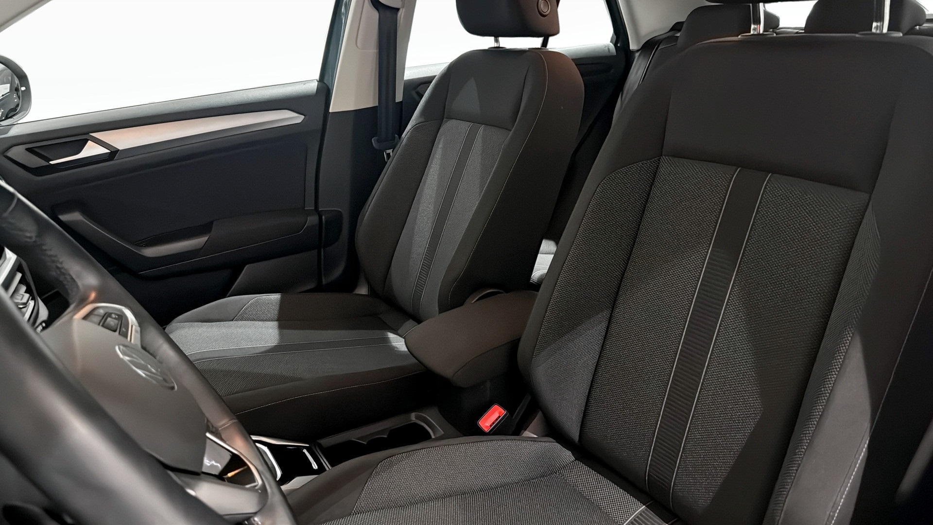 Volkswagen T-Roc YND32L