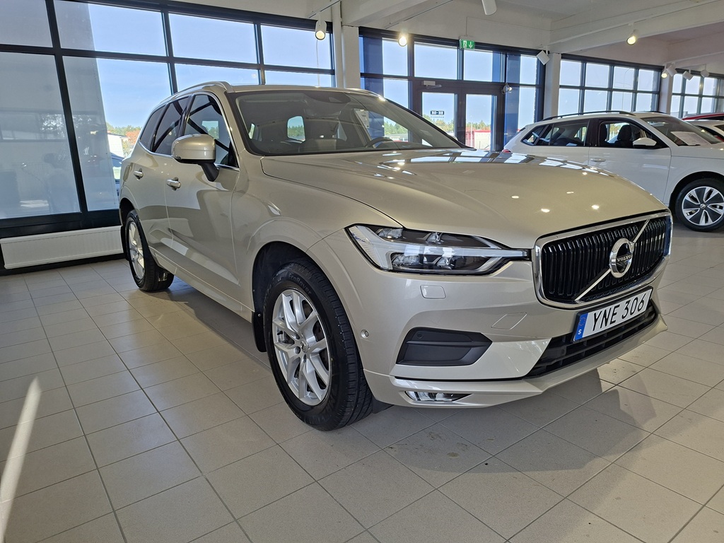 Volvo XC60 YNE306