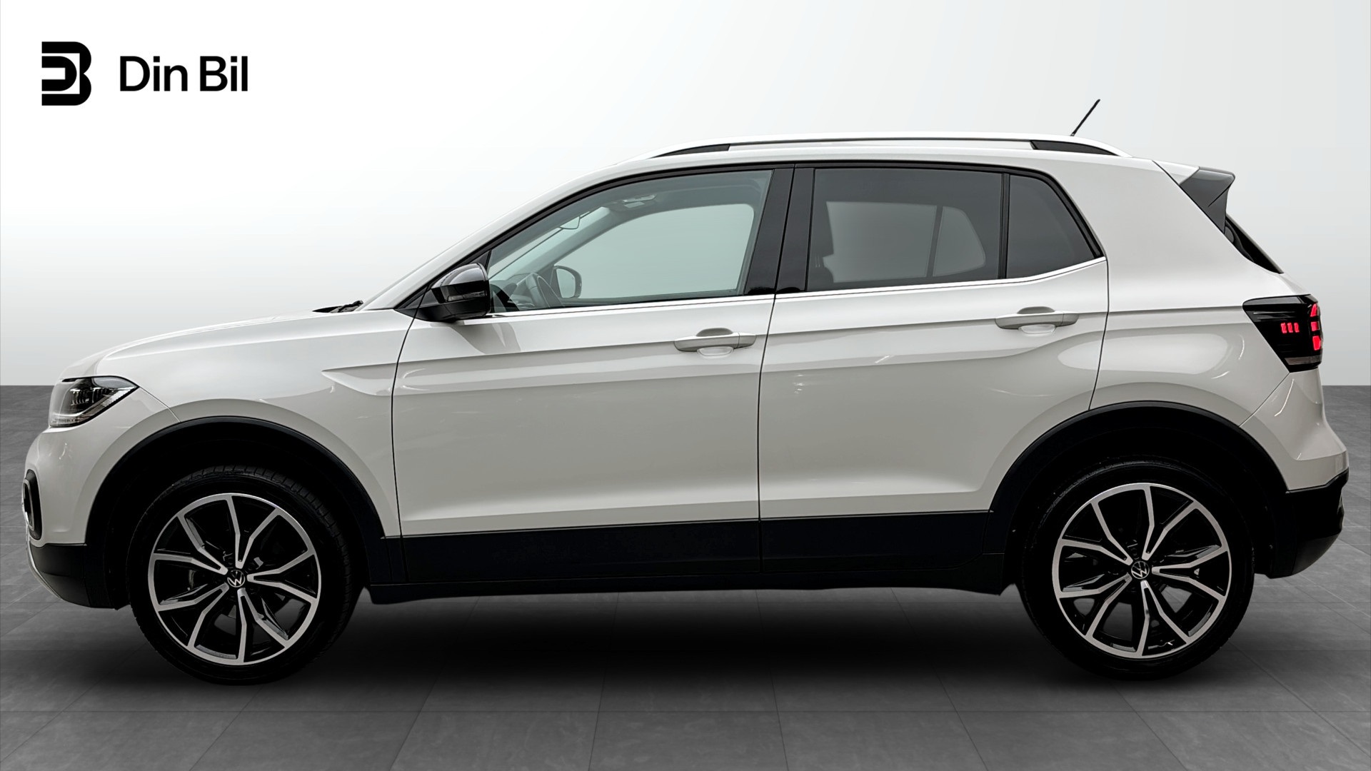 Volkswagen T-Cross YNH42N