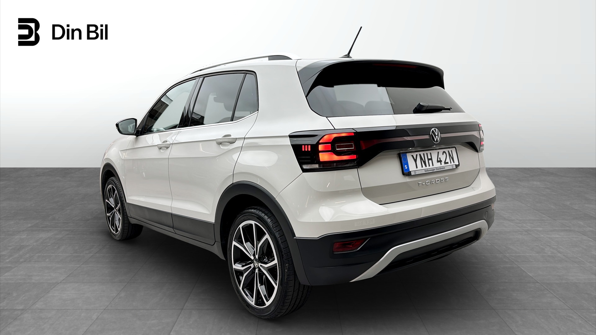Volkswagen T-Cross YNH42N