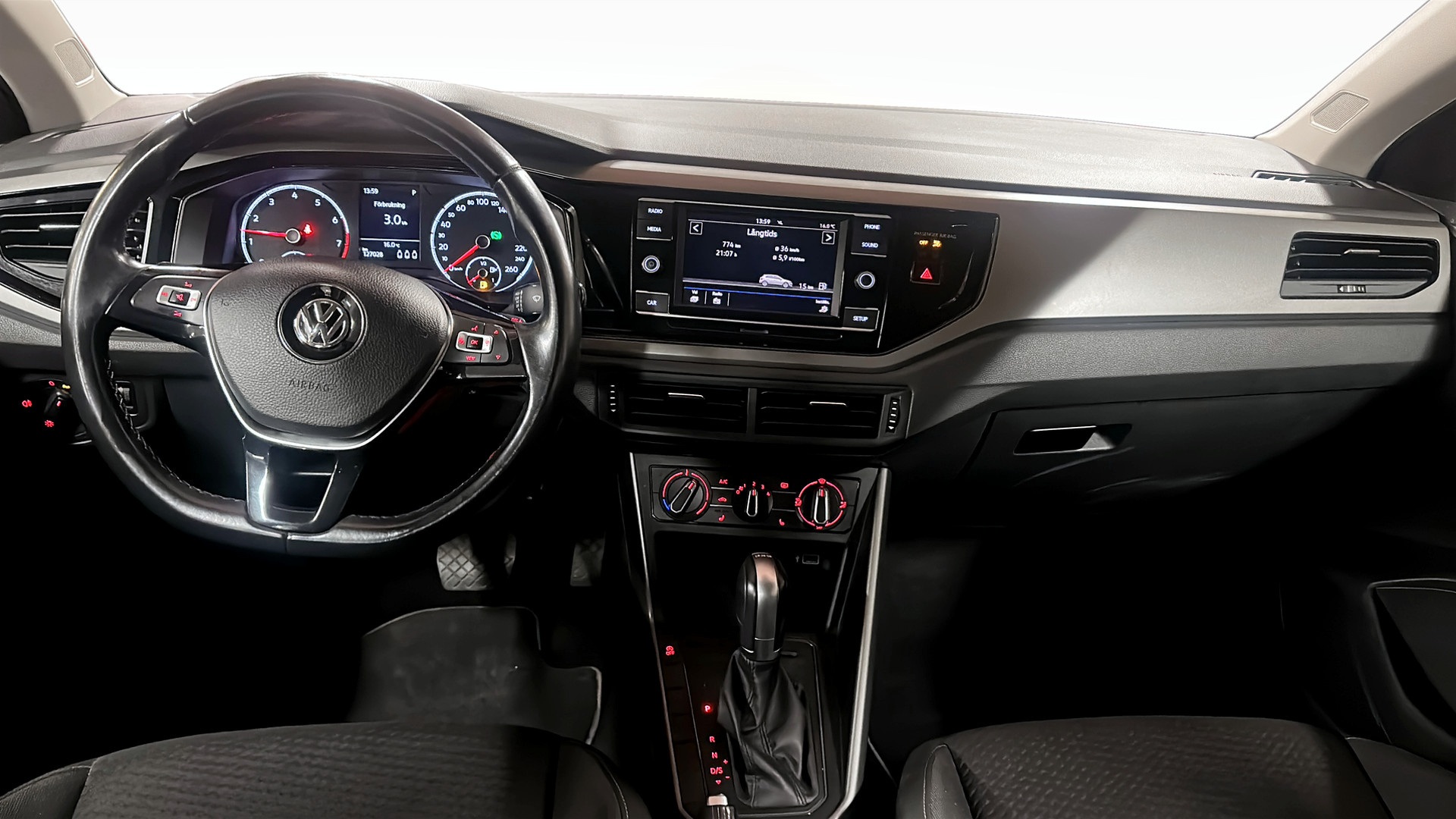 Volkswagen Polo YNK851