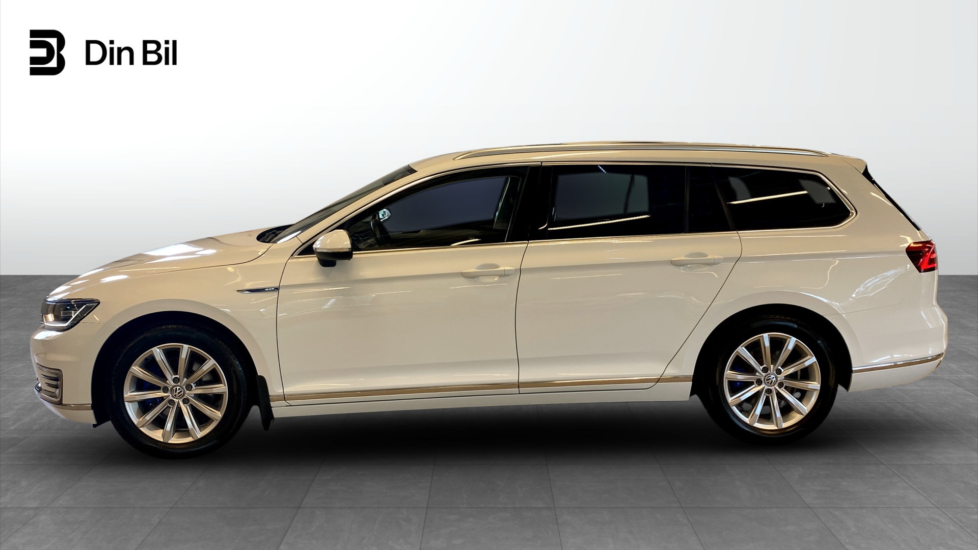 Volkswagen Passat Sportscombi YNO469