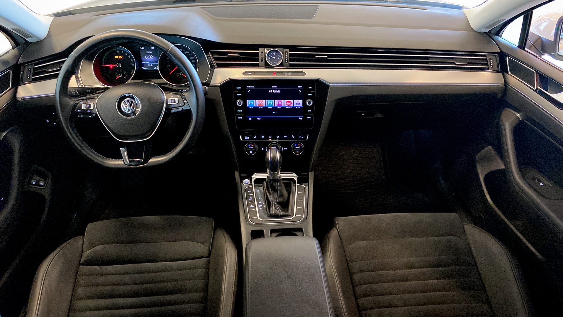 Volkswagen Passat Sportscombi YNO469