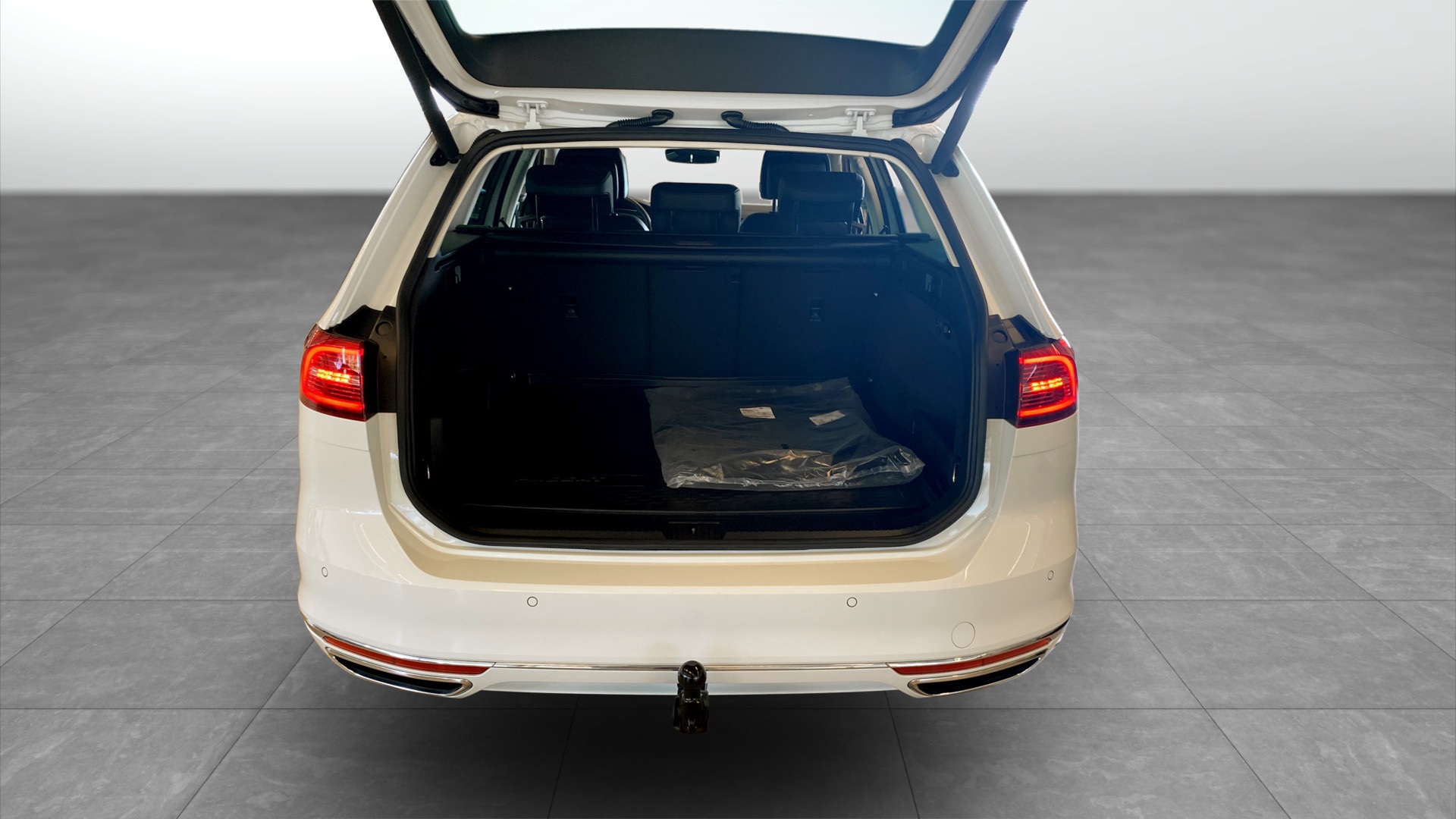 Volkswagen Passat Sportscombi YNO469