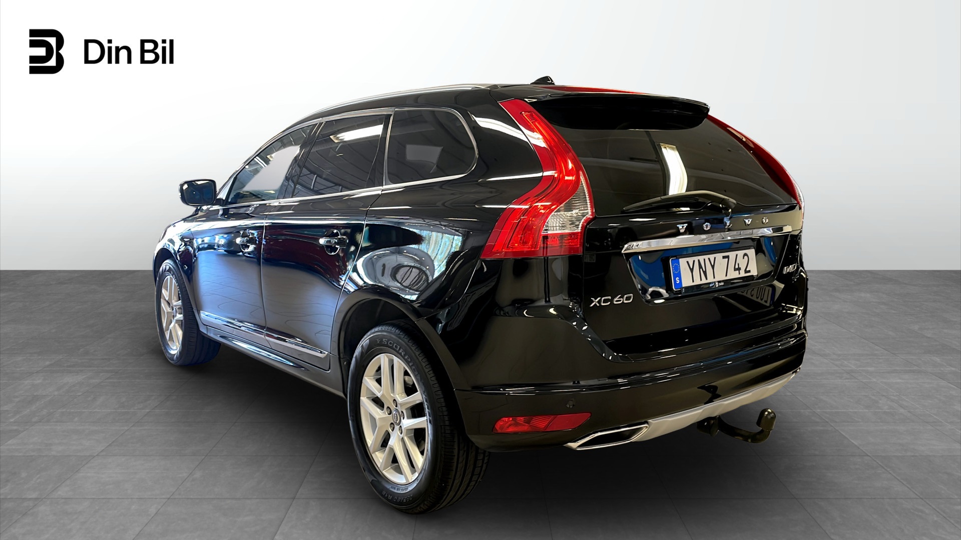Volvo XC60 YNY742