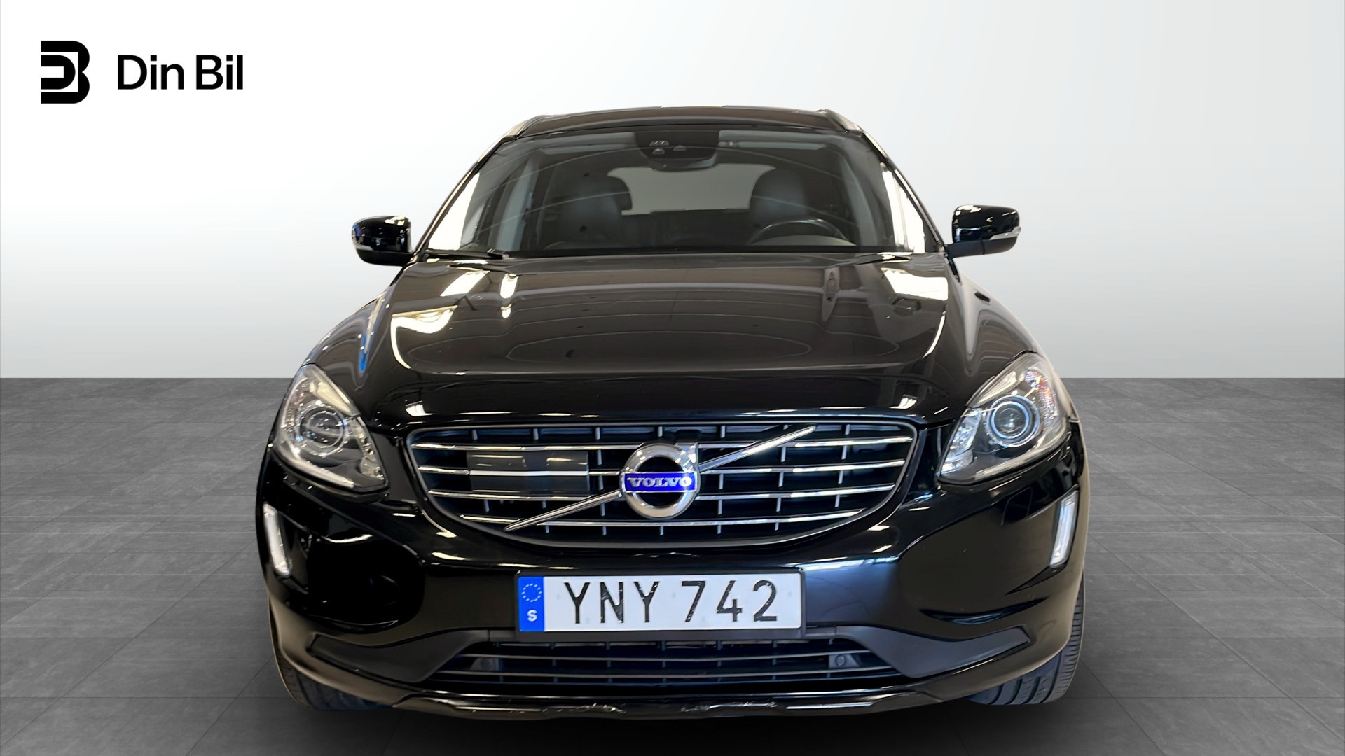 Volvo XC60 YNY742