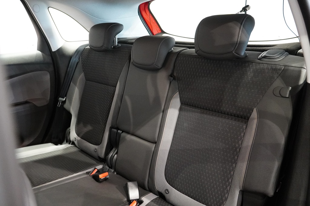 Opel Crossland X YOD117