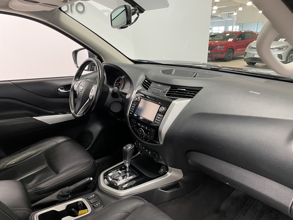 Nissan Navara YOD939