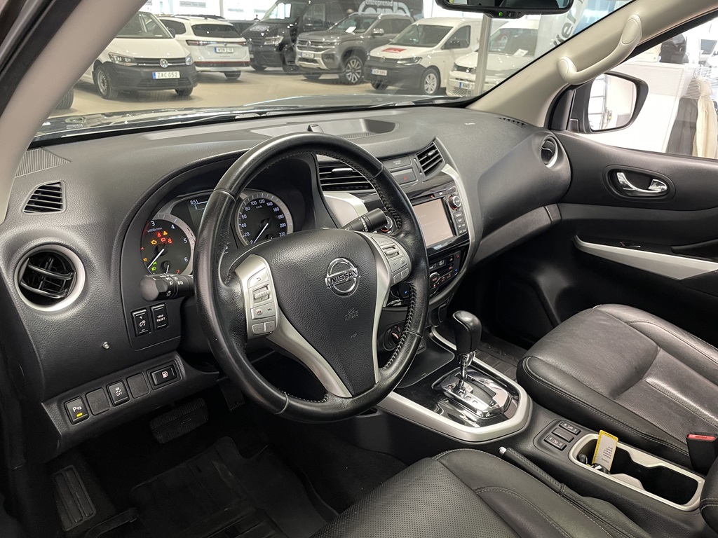 Nissan Navara YOD939