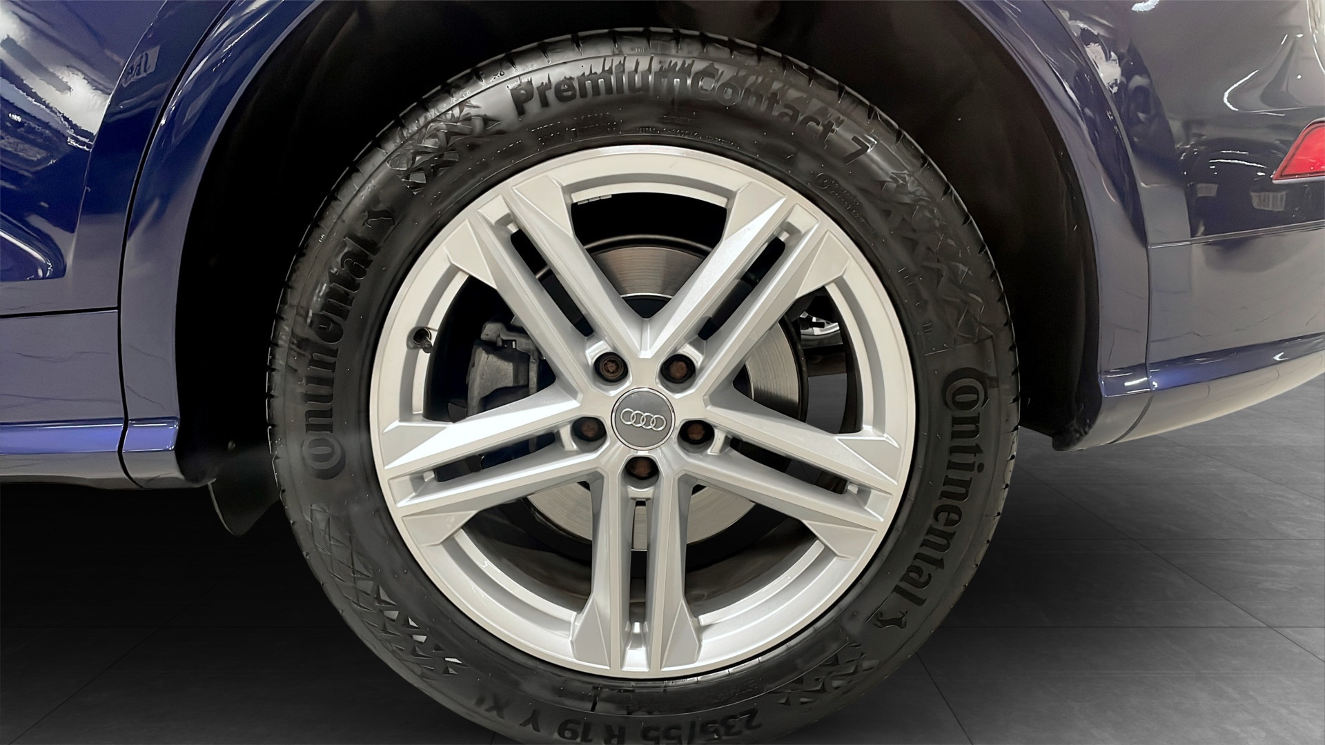Audi Q5 YOH01F