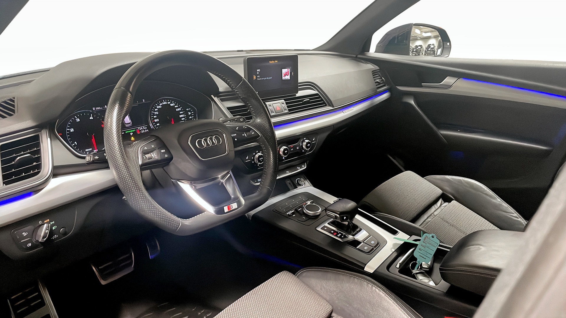 Audi Q5 YOH01F