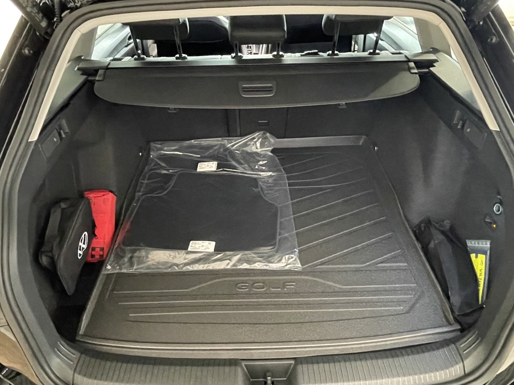 Volkswagen Golf Sportscombi YOJ09P