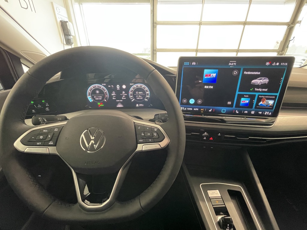Volkswagen Golf Sportscombi YOJ09P