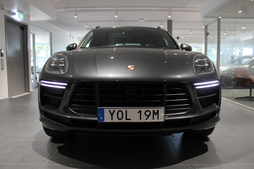 Porsche Macan YOL19M