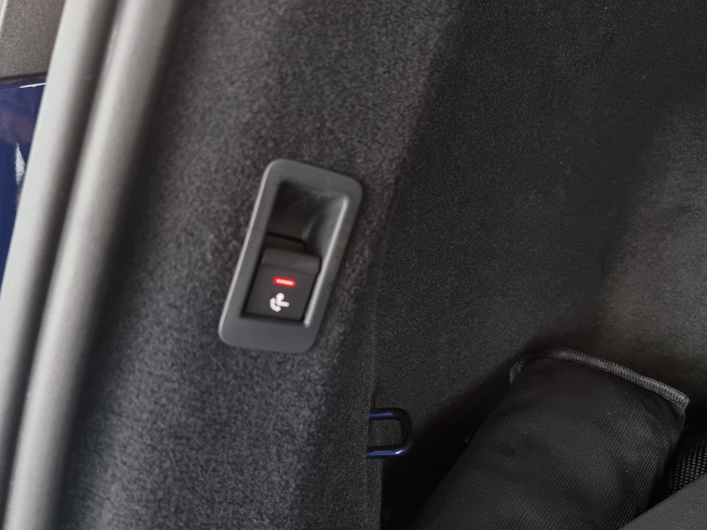 Audi Q4 e-tron YON43K