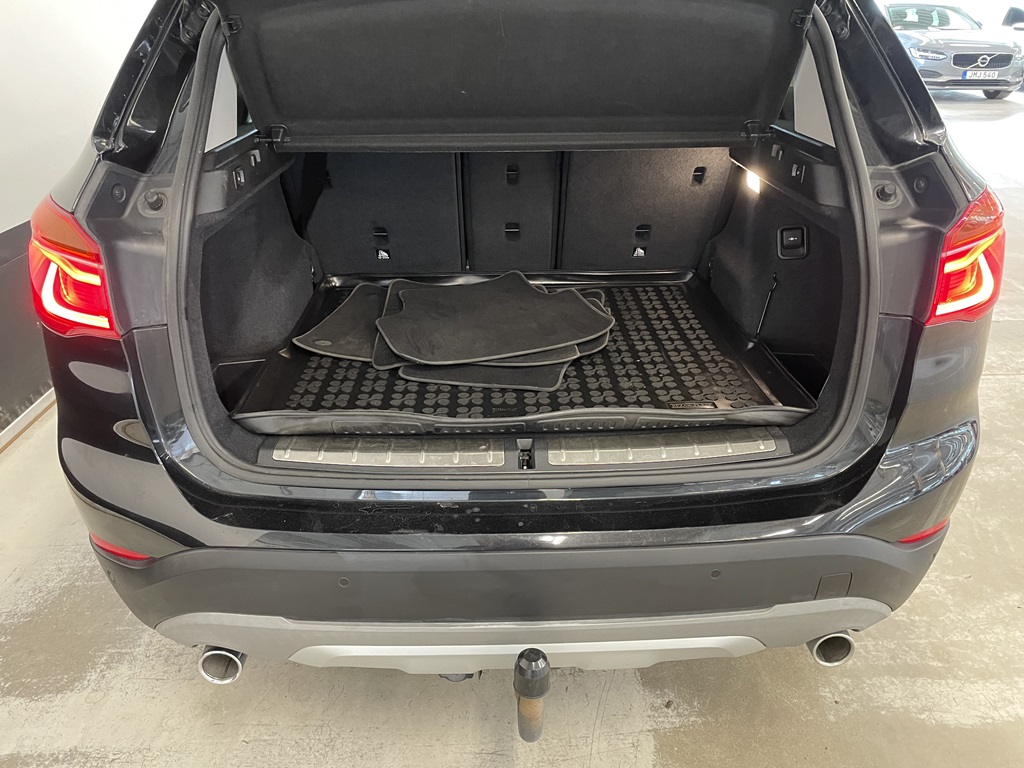 BMW X1 YOY236