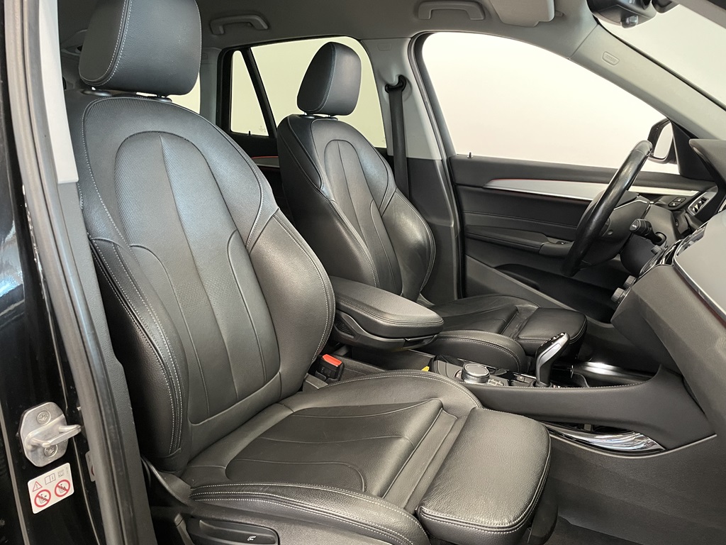 BMW X1 YOY236